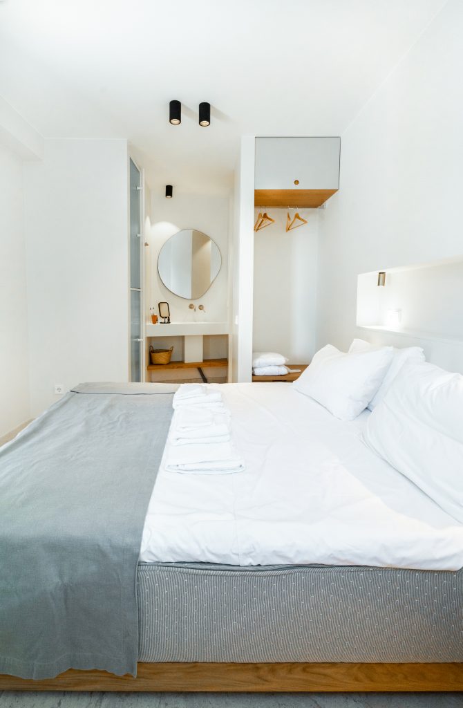 bedroom 2-02